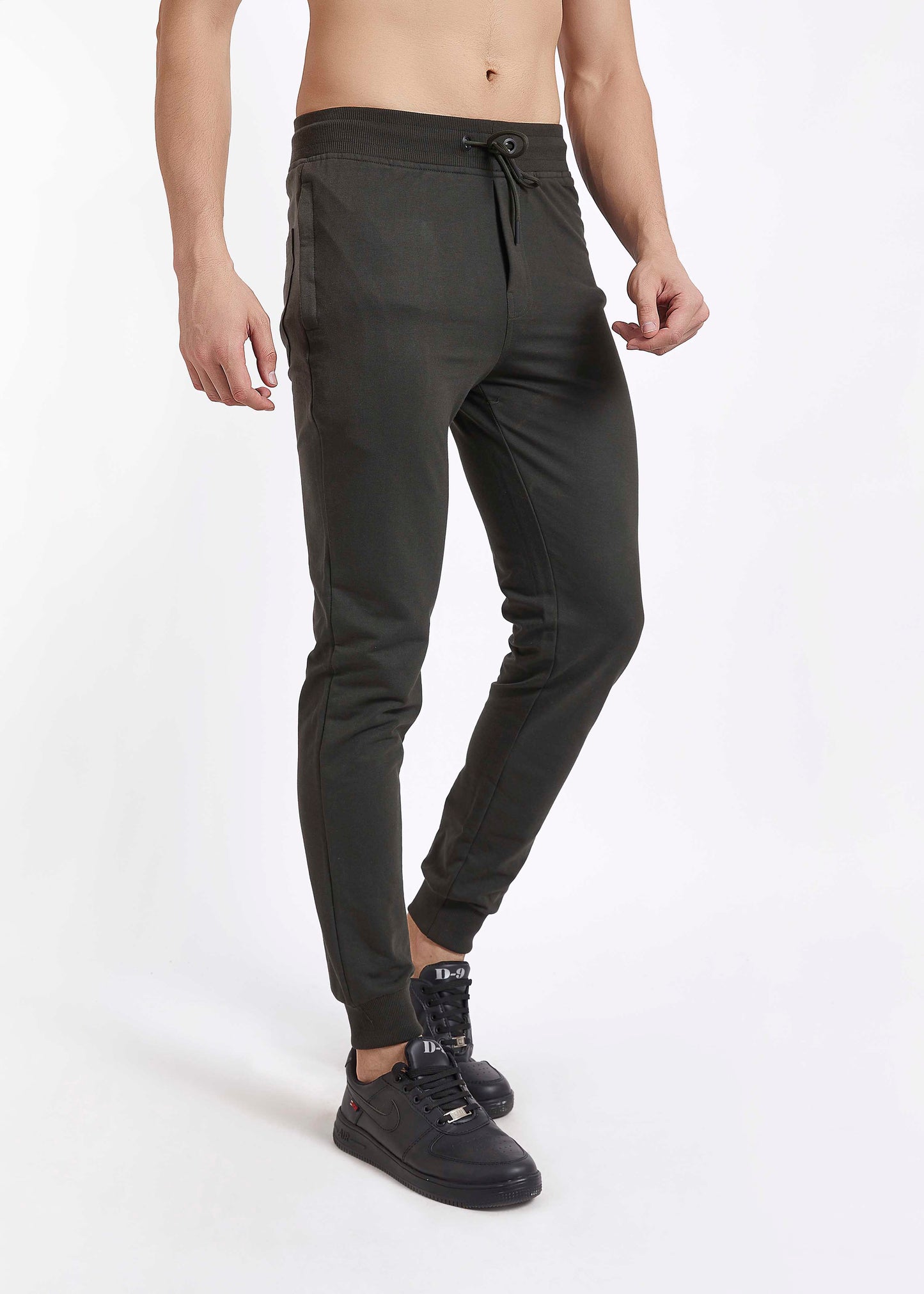 Men Olive Slim Fit Casual Jogger Pant