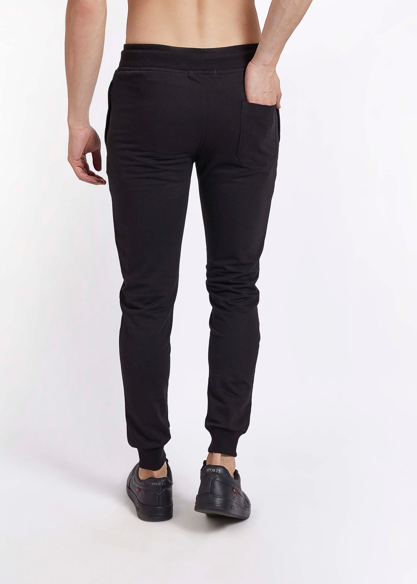 Men Black Slim Fit Casual Jogger Pant