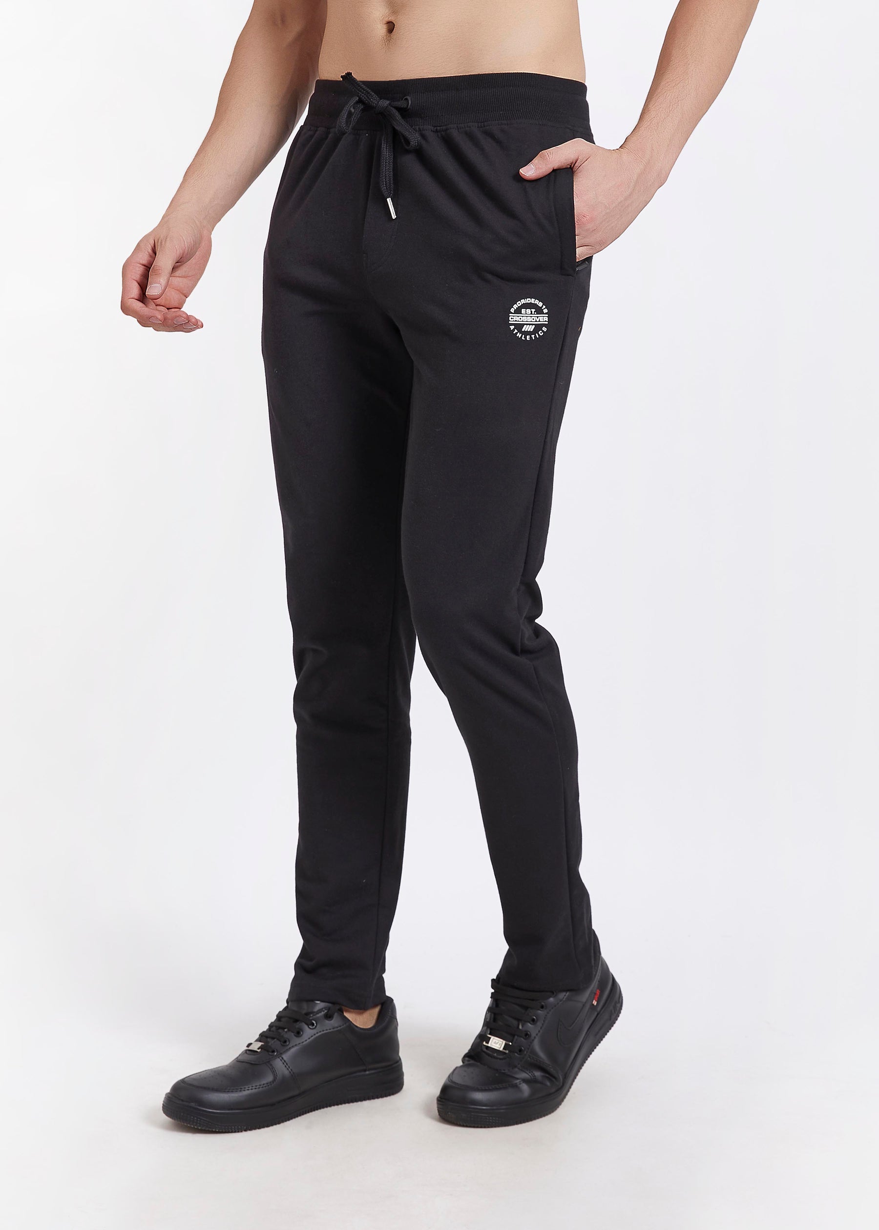 Men Black Slim Fit Casual Track Pant