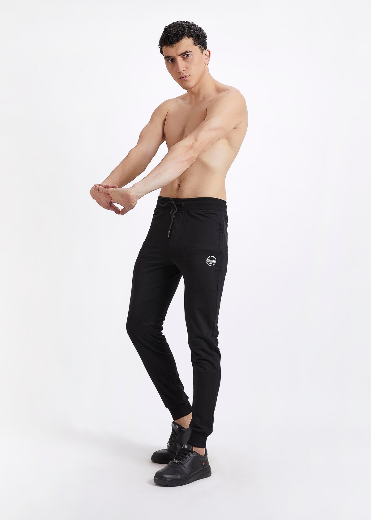 Men Black Slim Fit Casual Jogger Pant