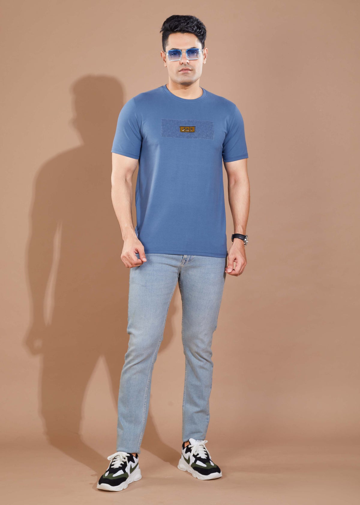 EMBOSSED PLACEMENT T-SHIRT - BLUE