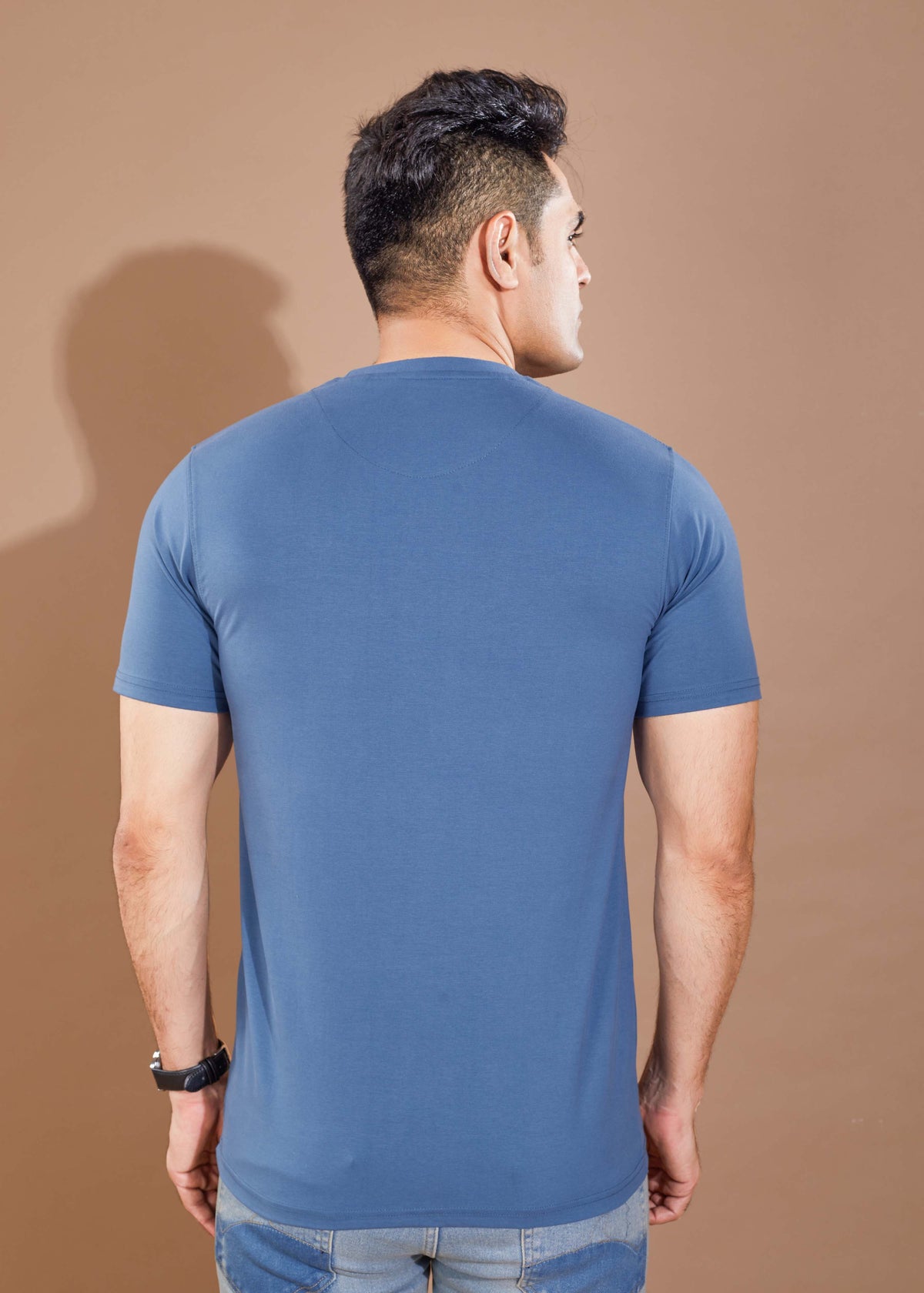 EMBOSSED PLACEMENT T-SHIRT - BLUE