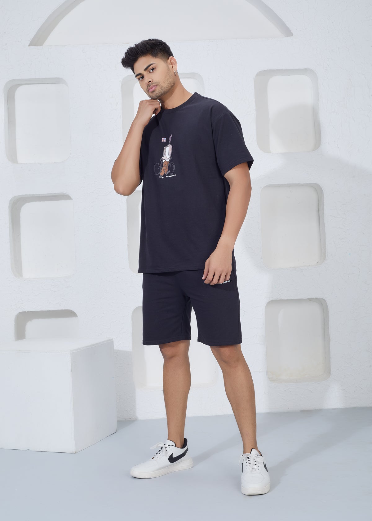Oversize T-Shirt & Shorts Co-Ord Set - Black
