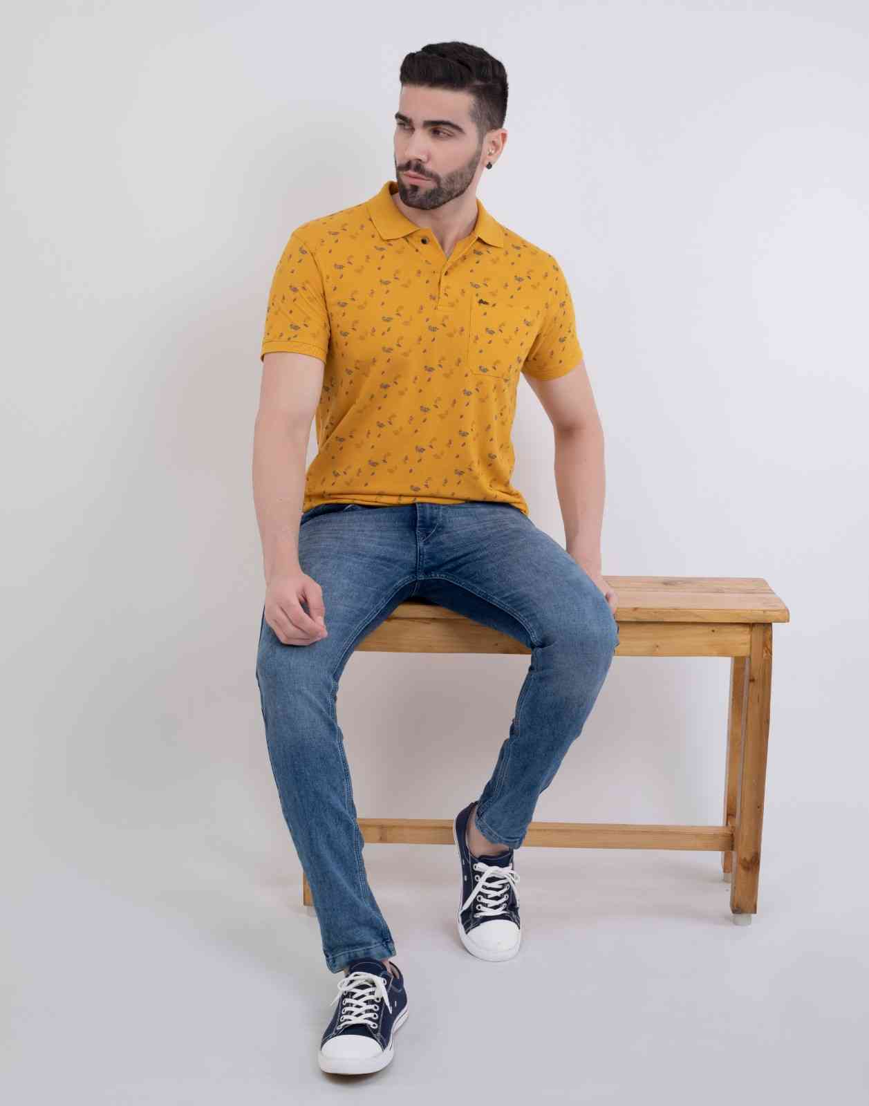 Men Floral Print Polo Neck Cotton Blend T-Shirt With Pocket